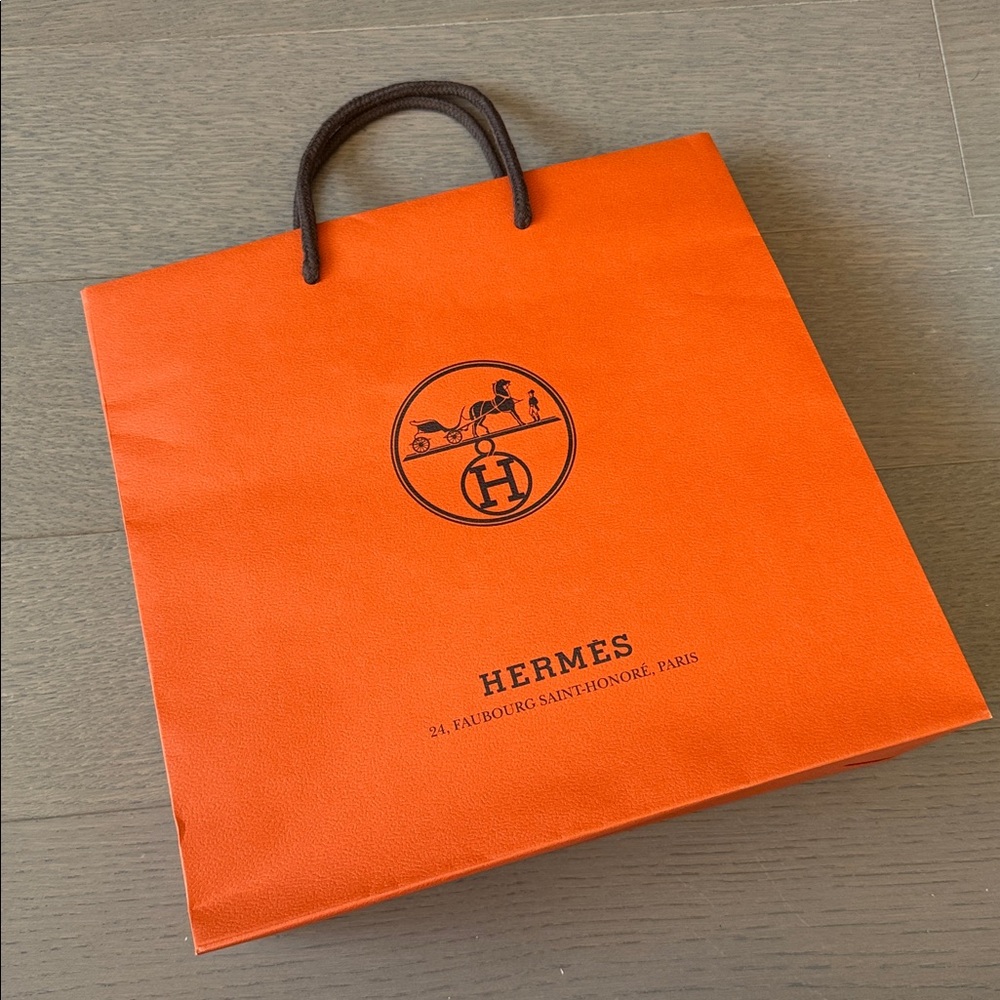 HERMES Empty Medium Orange Shopping Bag 11.75” x 11.75” x 4”